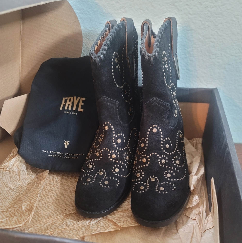 Frye Victoria Stud Short Suede Boots, Black and Gold, Size 8.5M